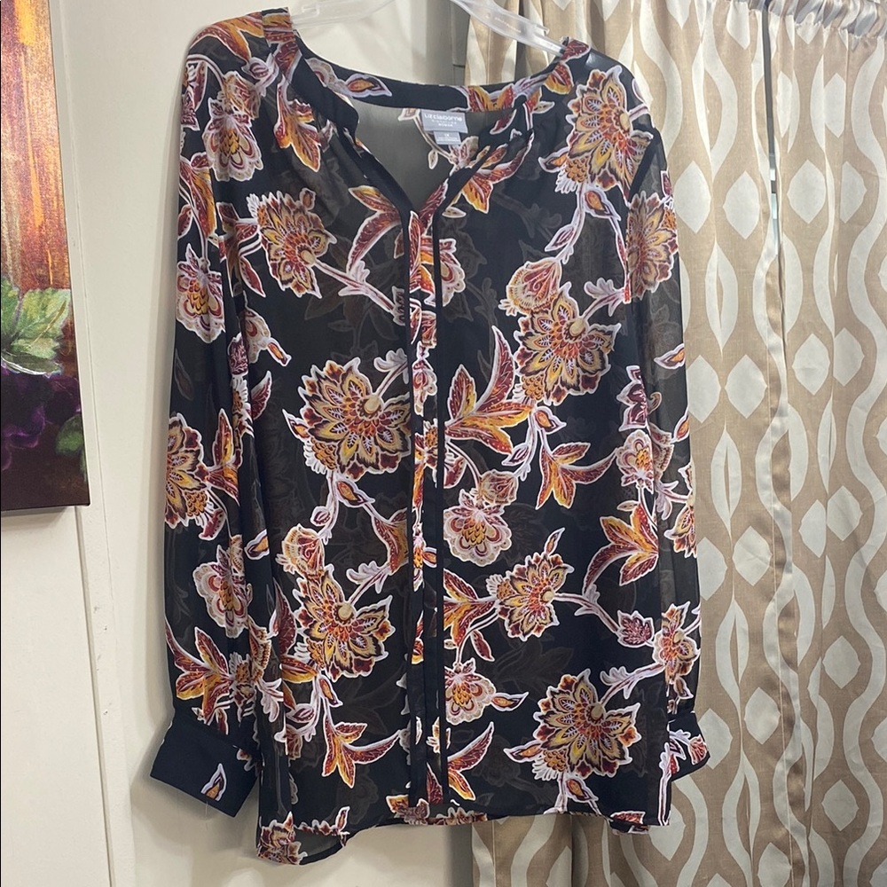 Liz Claiborne Blue and Orange Graphic Buttoned Blouse